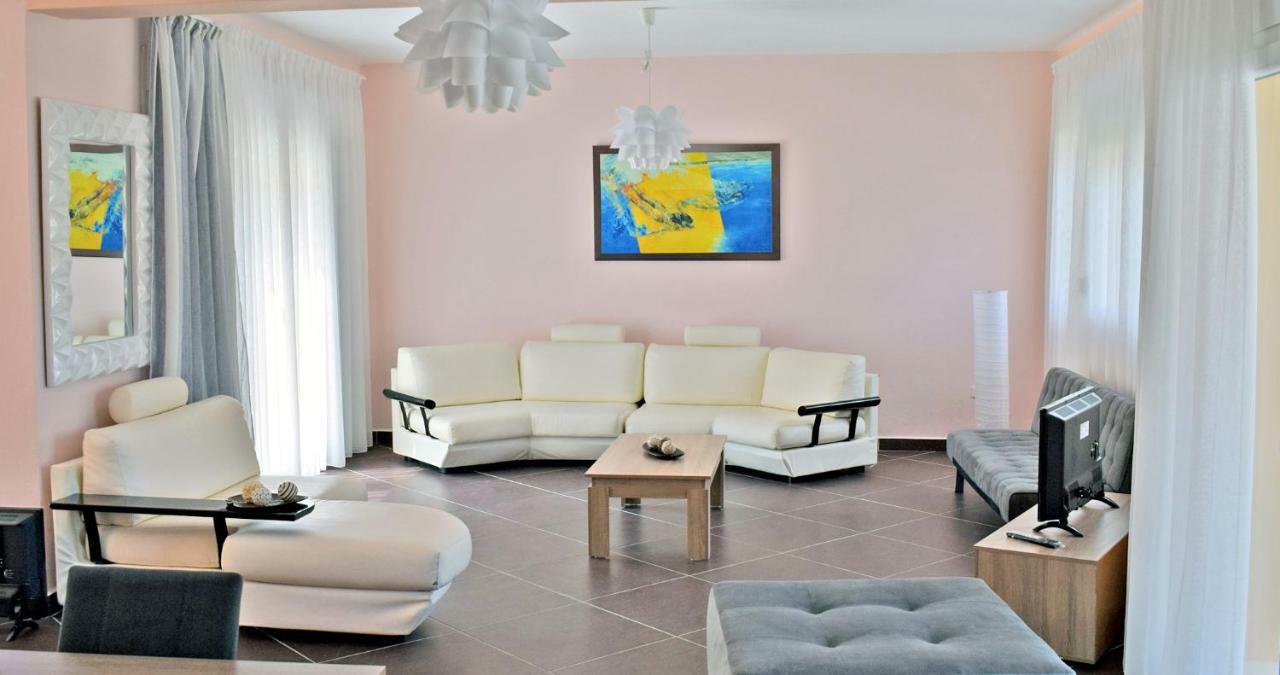 Villa Lily Szkála Rahoníu Kültér fotó