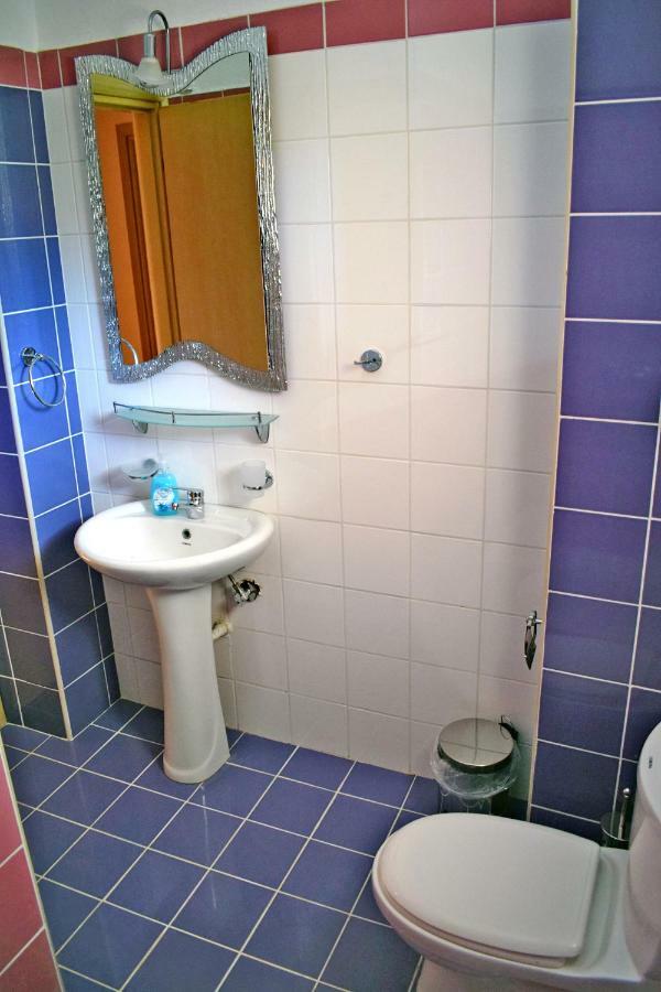 Villa Lily Szkála Rahoníu Kültér fotó
