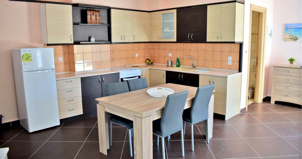 Villa Lily Szkála Rahoníu Kültér fotó