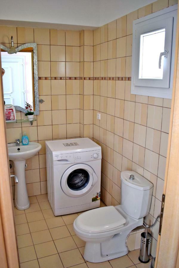 Villa Lily Szkála Rahoníu Kültér fotó